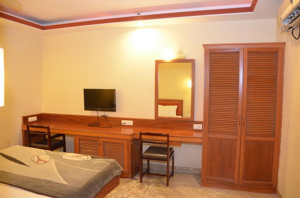 Hotel Raya'S Annexe-1 Kumbakonam Eksteriør billede